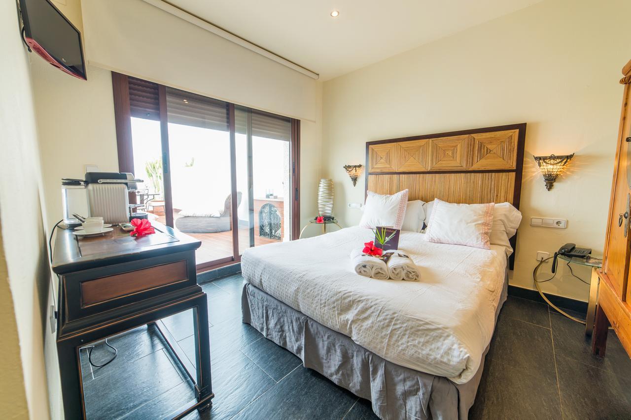 Hotel Boutique Varadero Zahara de los Atunes Dış mekan fotoğraf